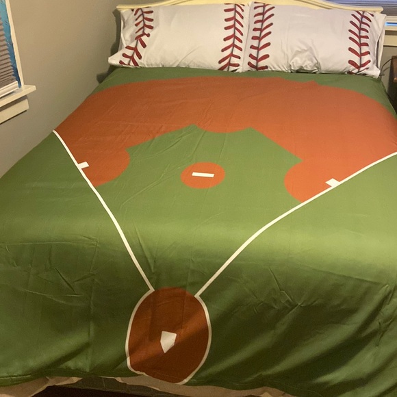 Duvet Cover - Picture 1 of 2